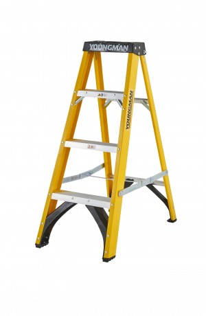 Youngman 52744418 S400 Fibreglass 4-Tread Step Ladder [YOU52744418]  YOU52744418
